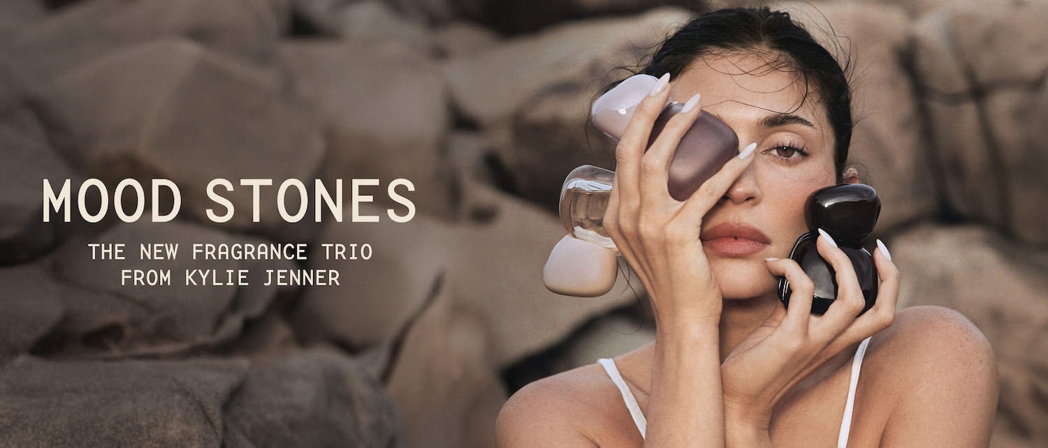 26-08-Brand-Activation-Kylie-Fragrances-Mood-Stones-Hero-Teaser-L-3072x1314.jpg