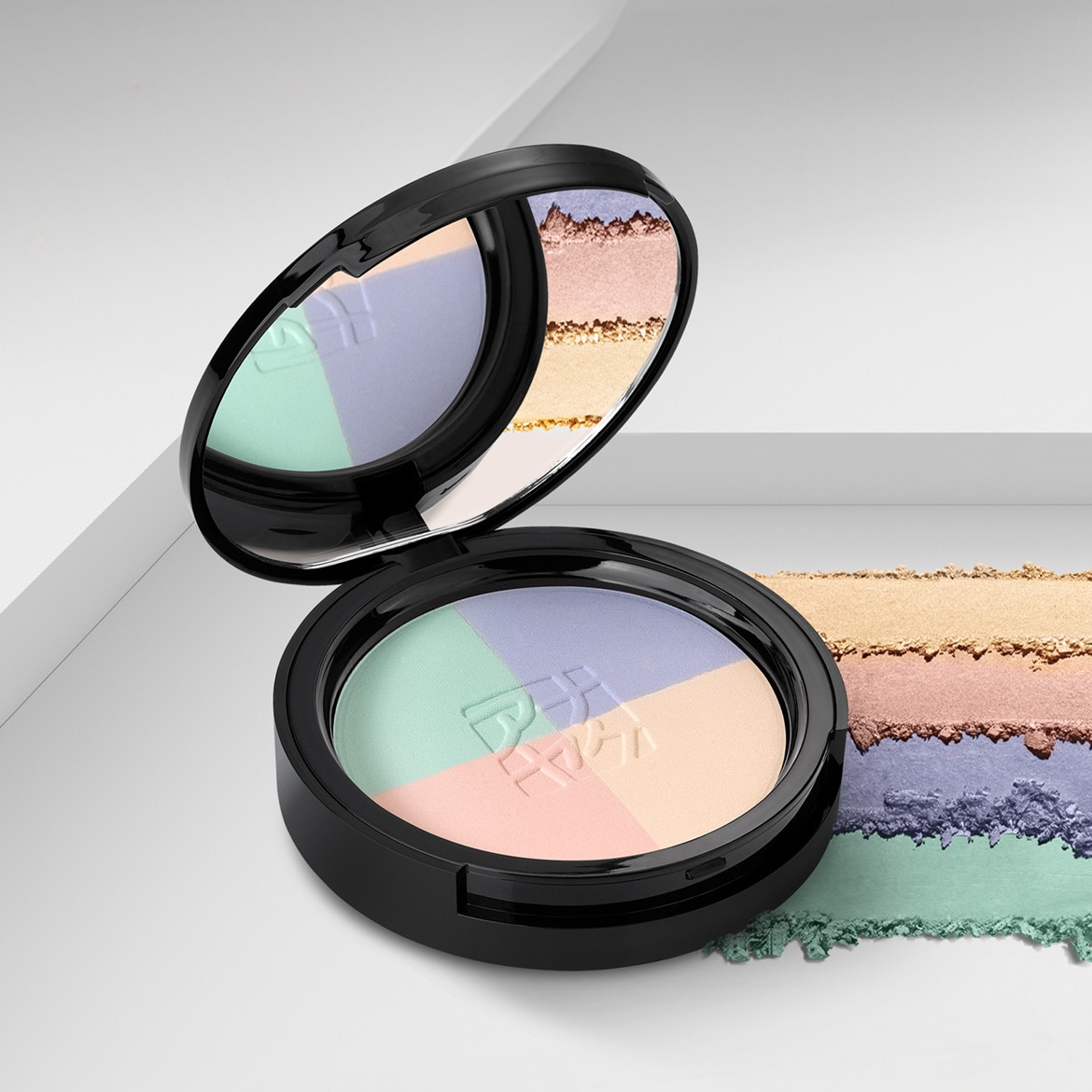Annayake_Brand_Highlight_Teaser_Poudre_Correctrice_1170x1170px.jpg