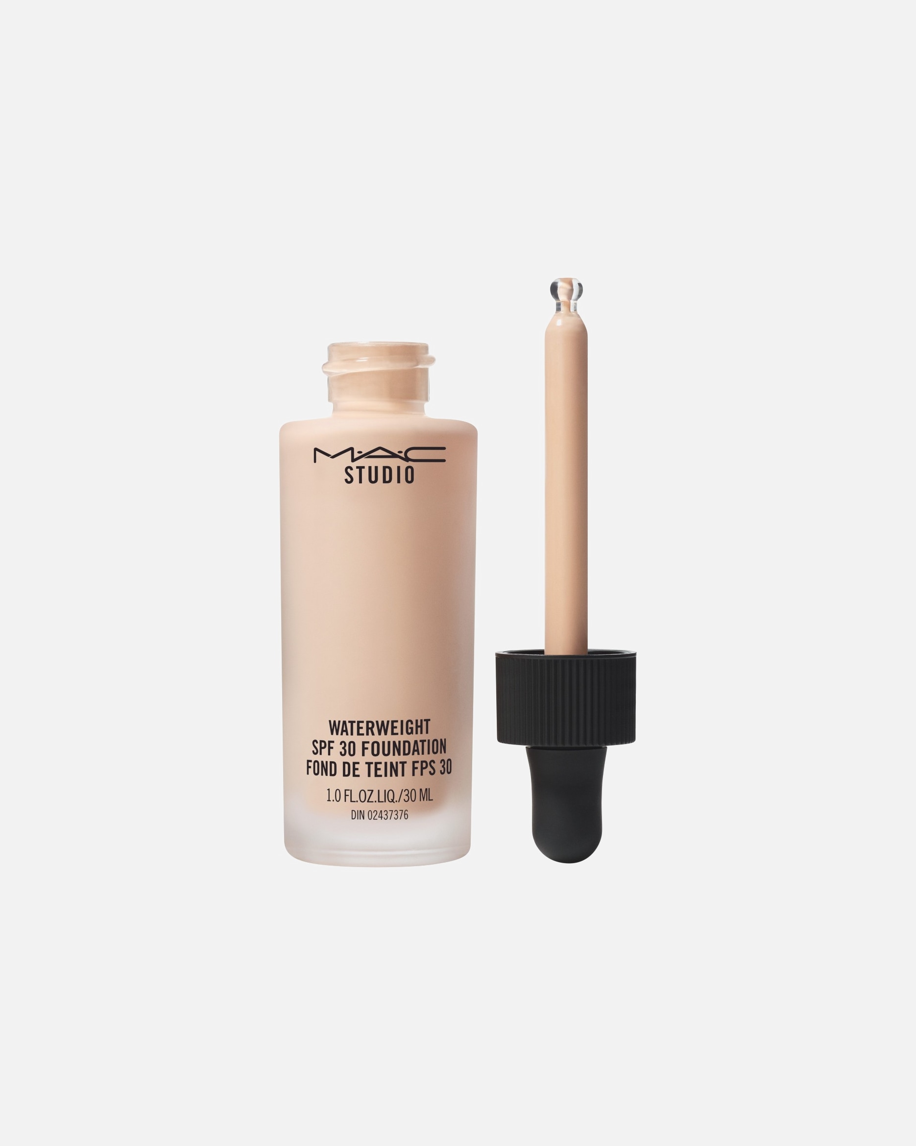Foundation für Unisex MAC Studio Waterweight NC15