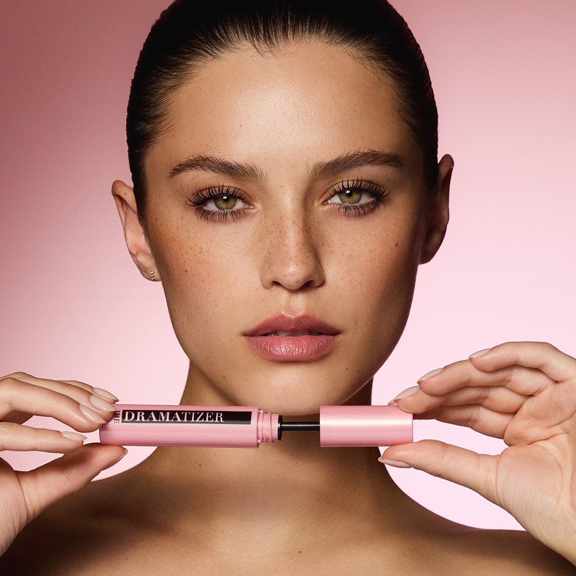 SD-81102_Teaser_DC_Mascara_Model_Brand-Highlight-1170x1170.jpg