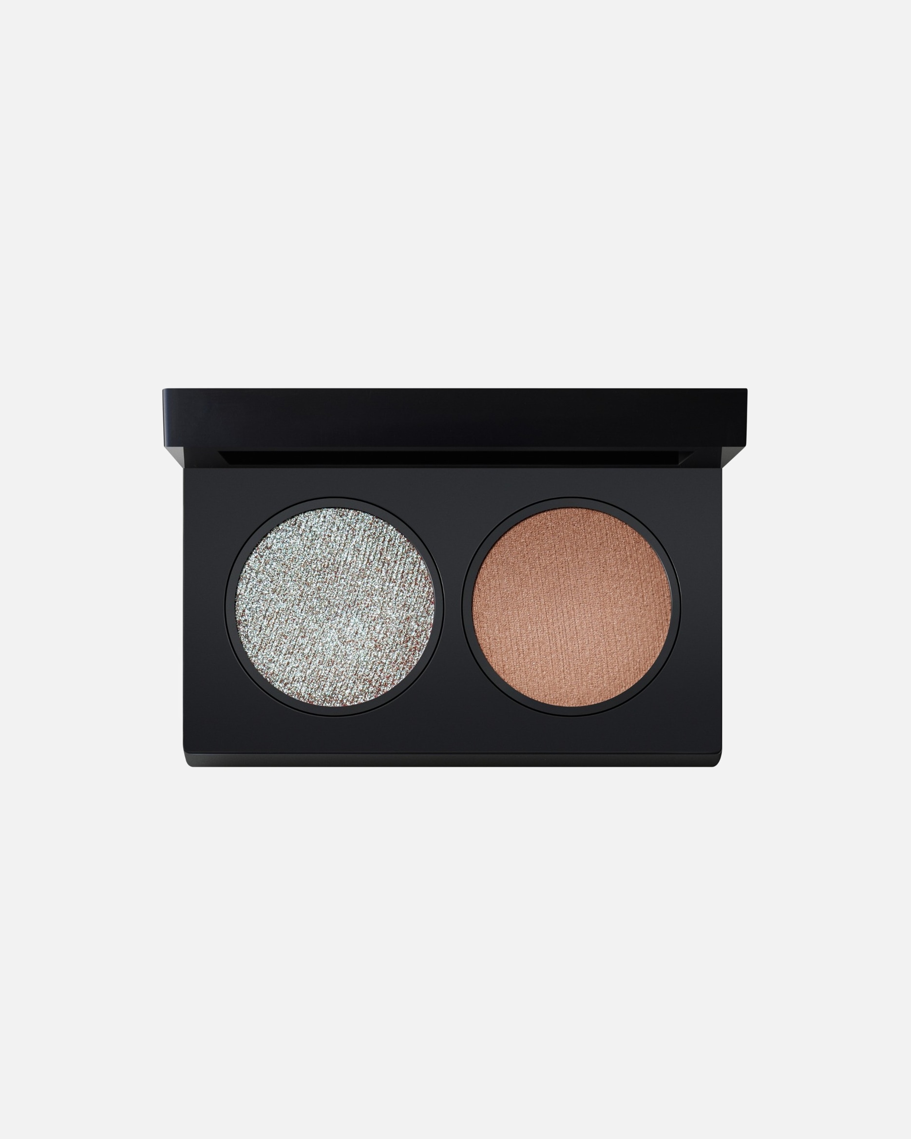 Ombre à paupières for UnisexeMAC HolidaySmoke + Ice Duo Limited-EditionLUXE + LUMINOUS