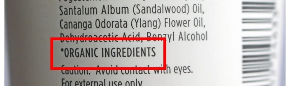 Die Zutatenliste hebt hervor, dass das Produkt organische Inhaltsstoffe enthält und Vorsichtsmaßnahmen zur Vermeidung von Augenkontakt getroffen werden sollten.