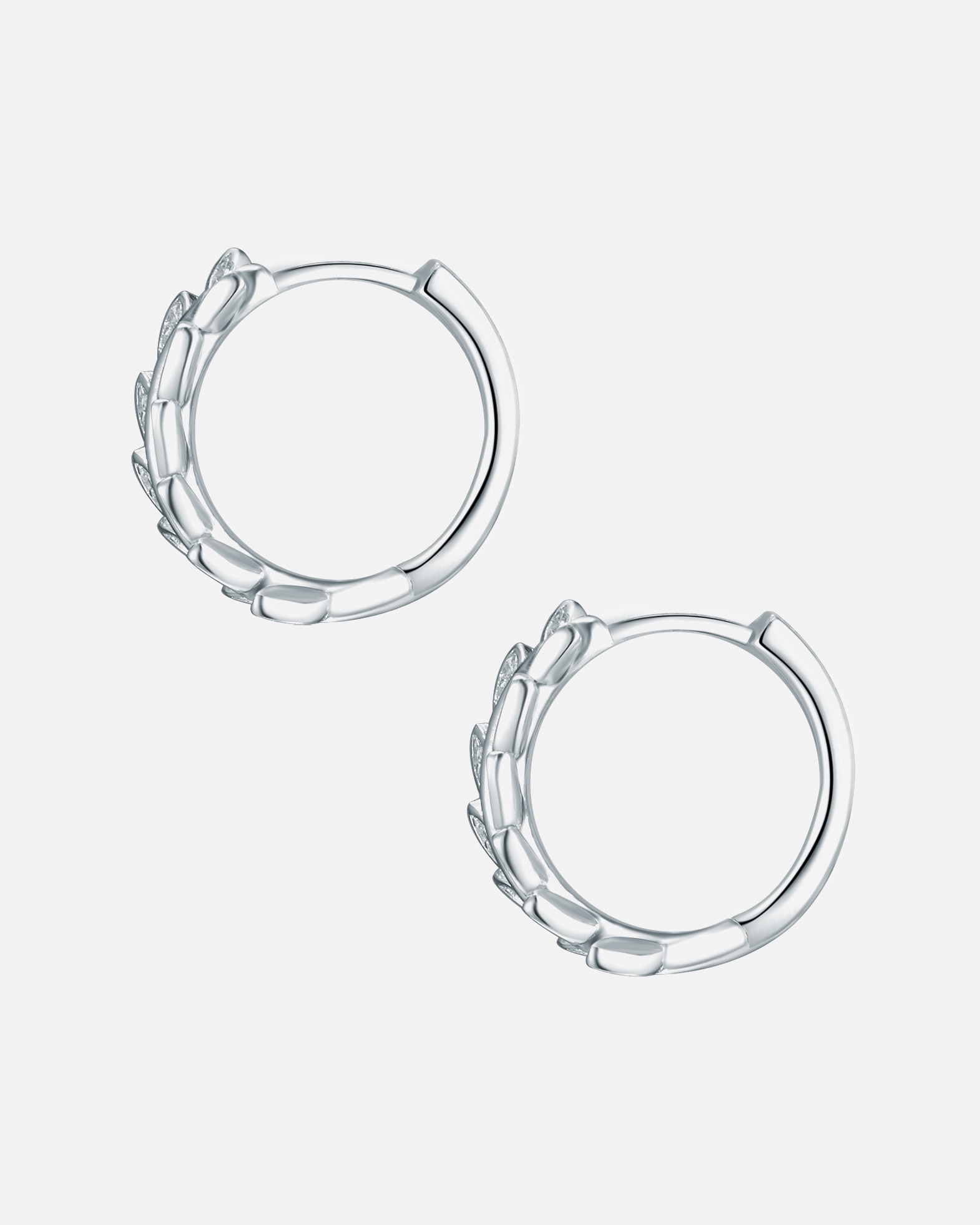 Créoles for FemmeRafaela DonataCréoles en argent Feuilles étincelantes Argent sterling Oxyde de zirconium (CZ) en Argent15,5 mm